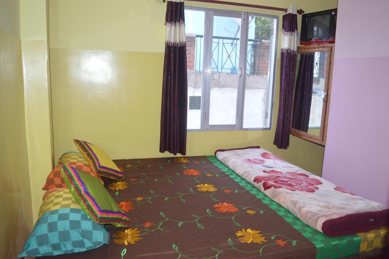Azure Family Paying Guest House Waranasi Zewnętrze zdjęcie